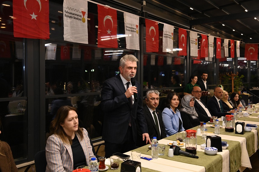 Büyükşehir Belediyesi Meclisi İftarda Bir Araya Geldi