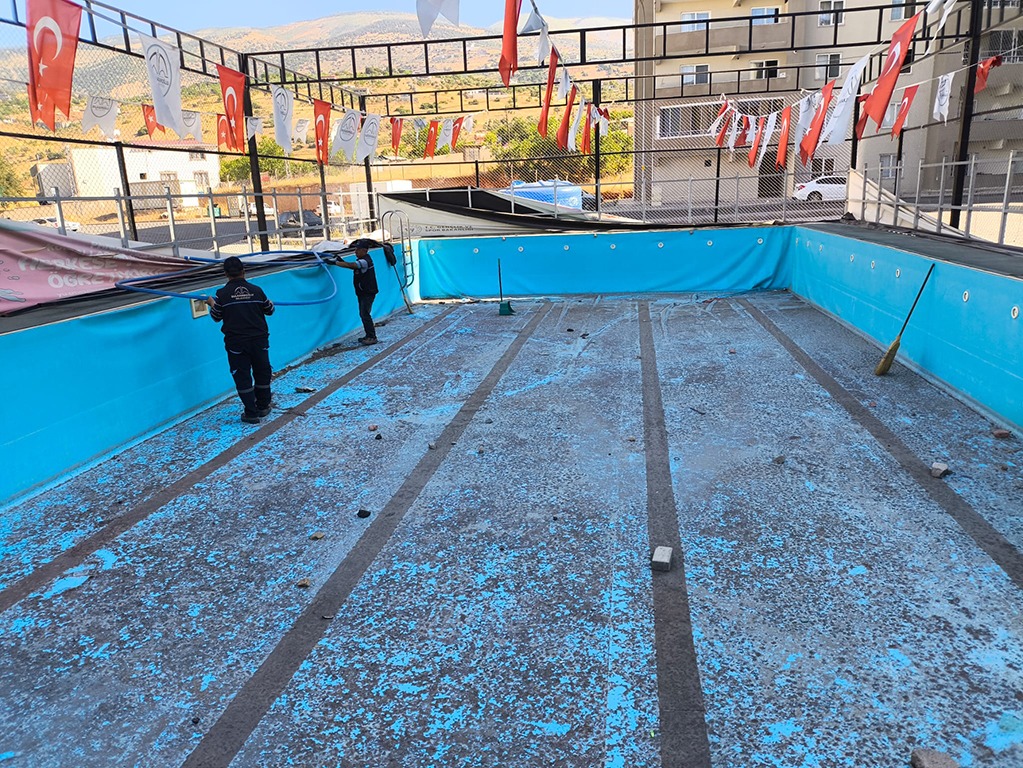 Dulkadiroğlu Belediyesi Temizlik Ordusu Sahada