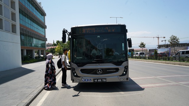 Bayramda Belediye Otobüslerinde Ulaşım Ücretsizdi: 11 Bin 250 Biniş Gerçekleştirildi