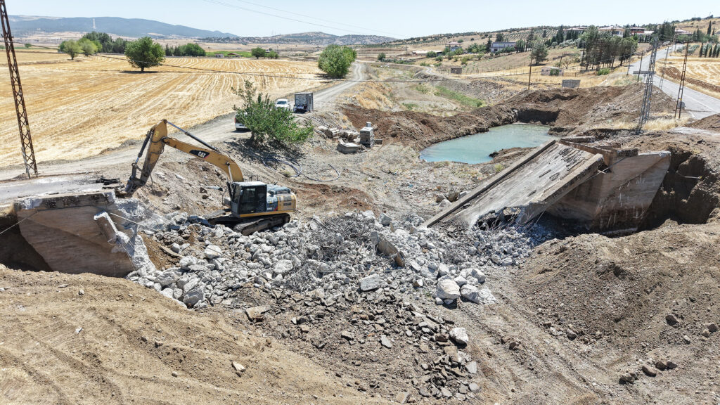 Büyükşehir’den Dulkadiroğlu Yeniyurt’a Yeni Köprü