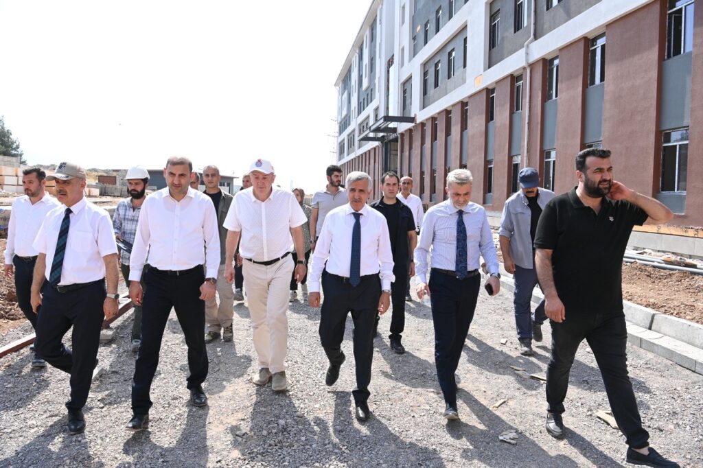 Başkan Fırat Görgel; “Üniversiteli Gençlerimiz İçin Modern Barınma ve Sosyalleşme Alanları Oluşturuluyor”
