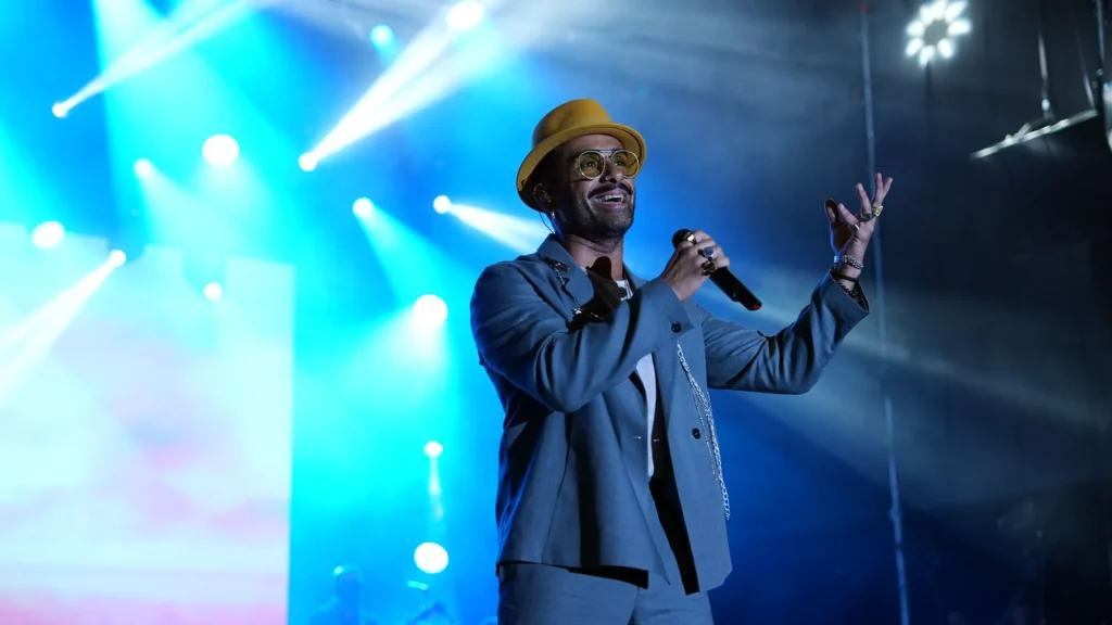 Zafer Bayramı Coşkusu Gökhan Türkmen Konseriyle Tavan Yaptı