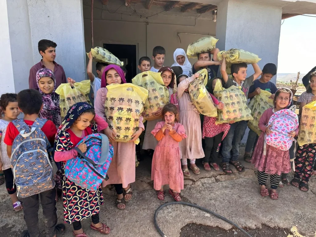 Hayırsever Polis Memuru Mustafa Şahin’den Anlamlı Proje: “Askıda Kırtasiye”