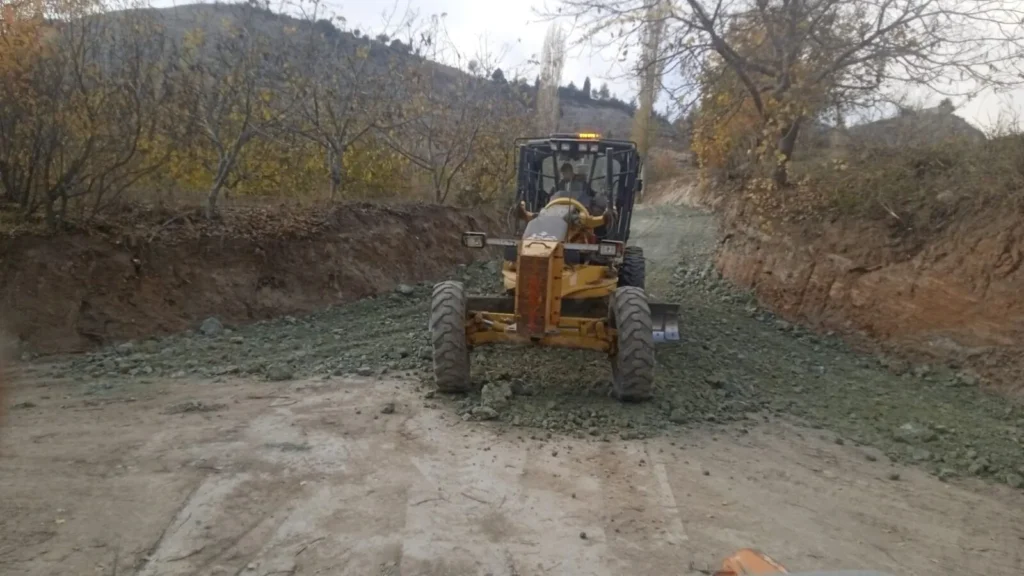 Bulanık Mahallesi’nde Kışa Hazırlık: Yol Çalışmaları Yoğunlaştı