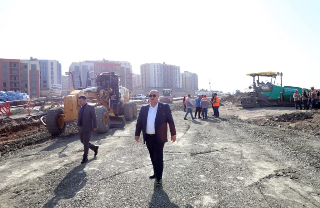 Başkan Akpınar Doğukent Mahallesinde Devam Eden Çalışmaları Yerinde İnceledi